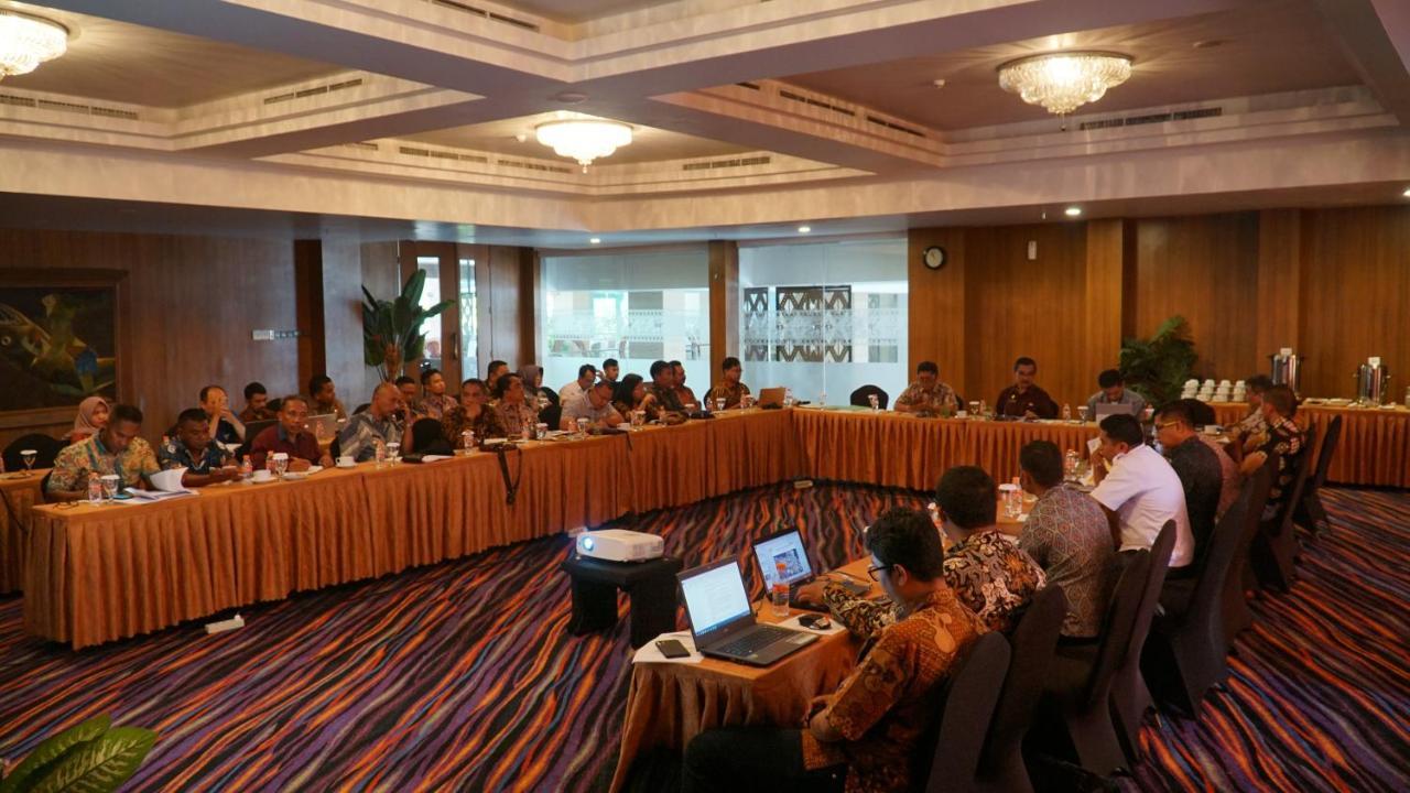 Sotis Hotel Kupang Exterior foto